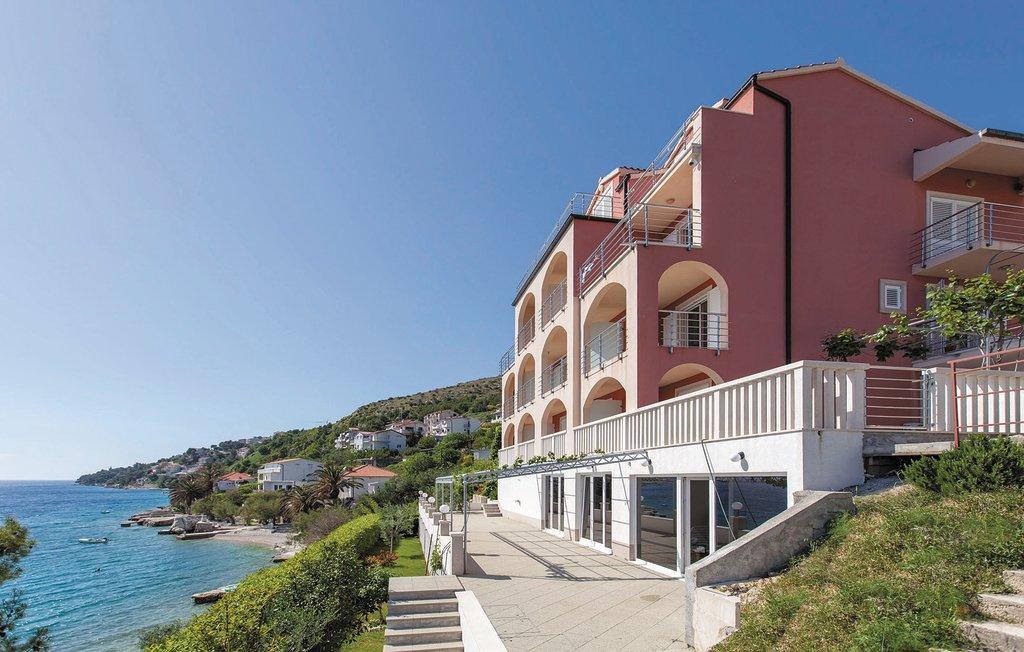 אומיס Apartments Villa Amalia מראה חיצוני תמונה