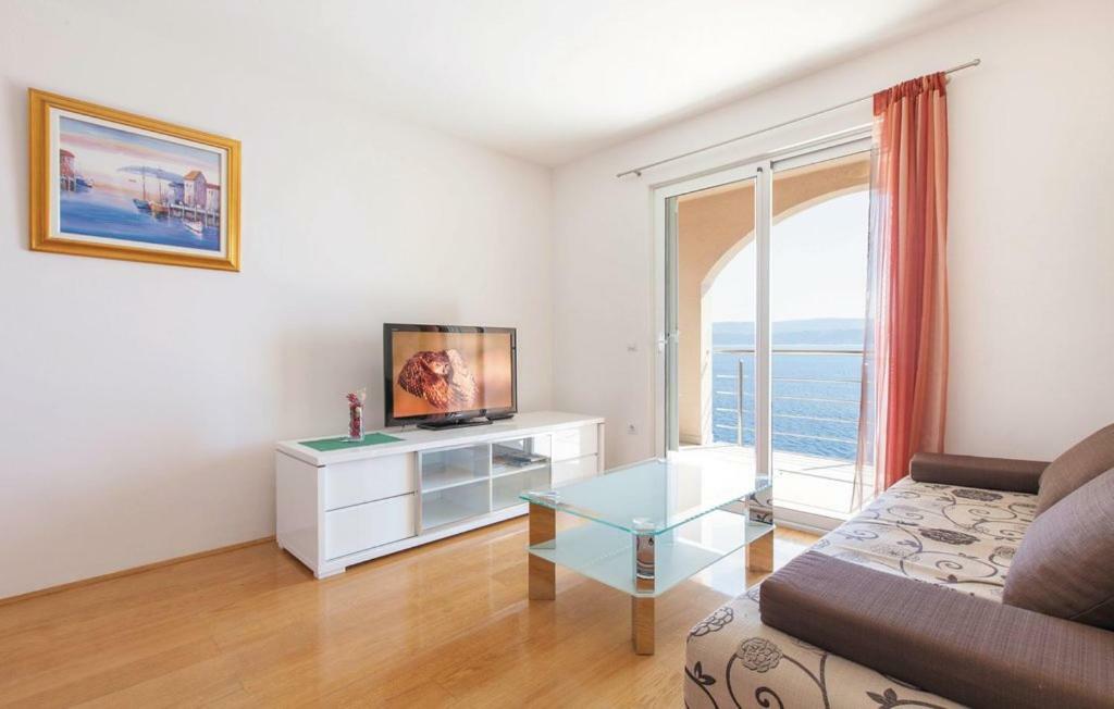 אומיס Apartments Villa Amalia מראה חיצוני תמונה